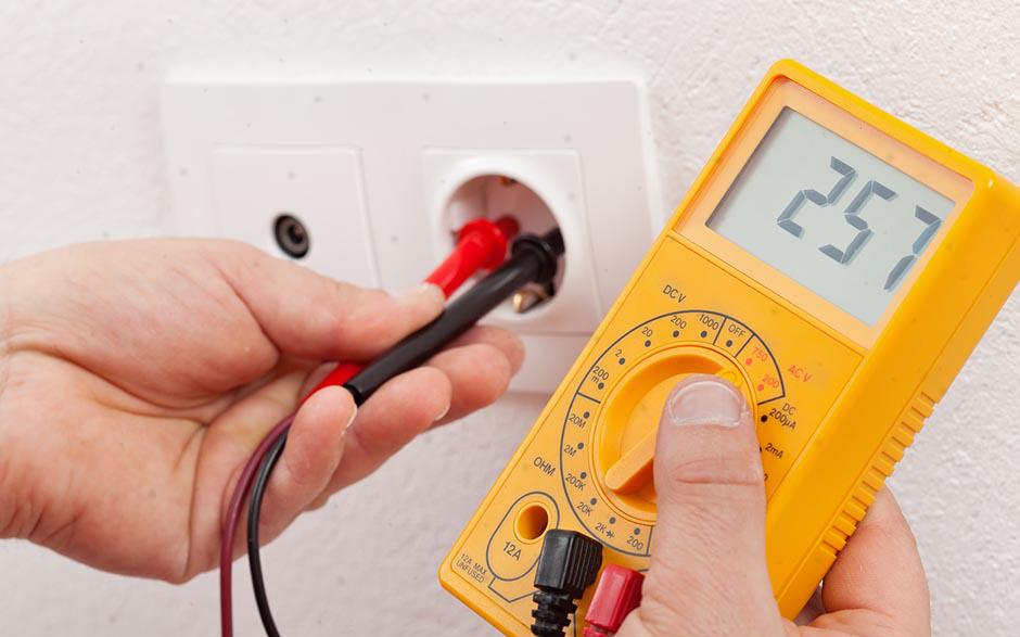 électricien dans le bâtiment Paris 12