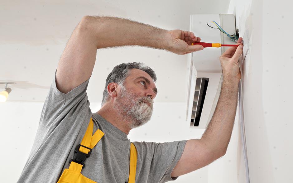 je recherche un électricien Saint-Ouen